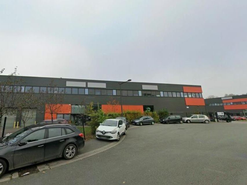 location - local d'activité - croix