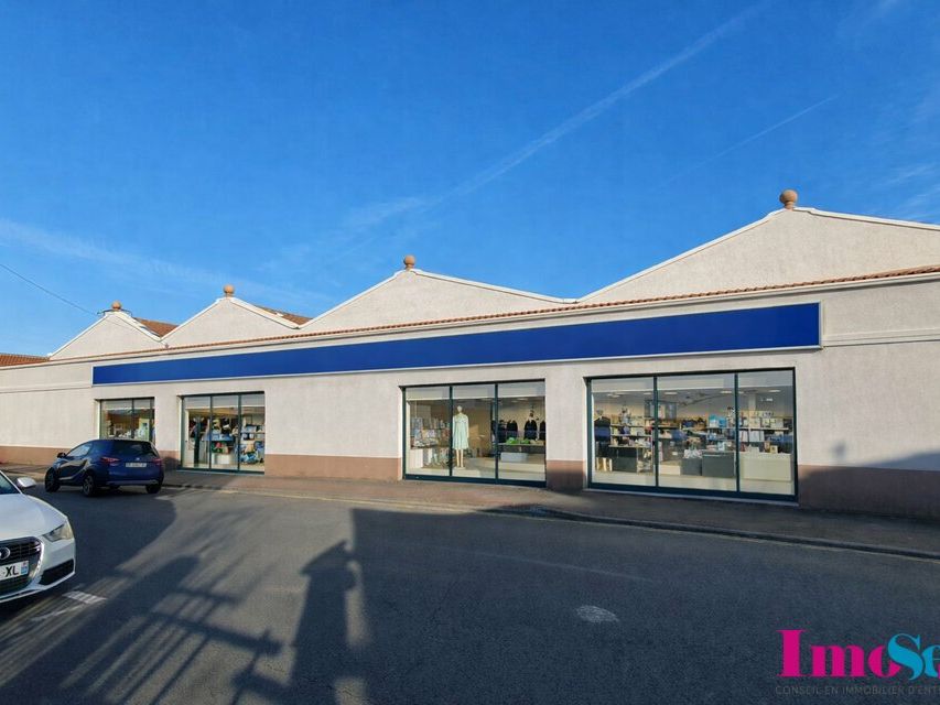 Location local commercial 200 m² non divisibles