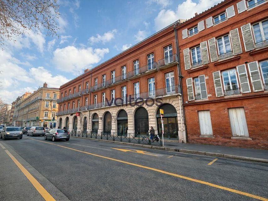 Location bureaux 652.9 m² non divisibles