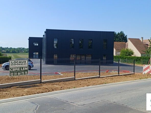 Location bureaux 83 m² non divisibles