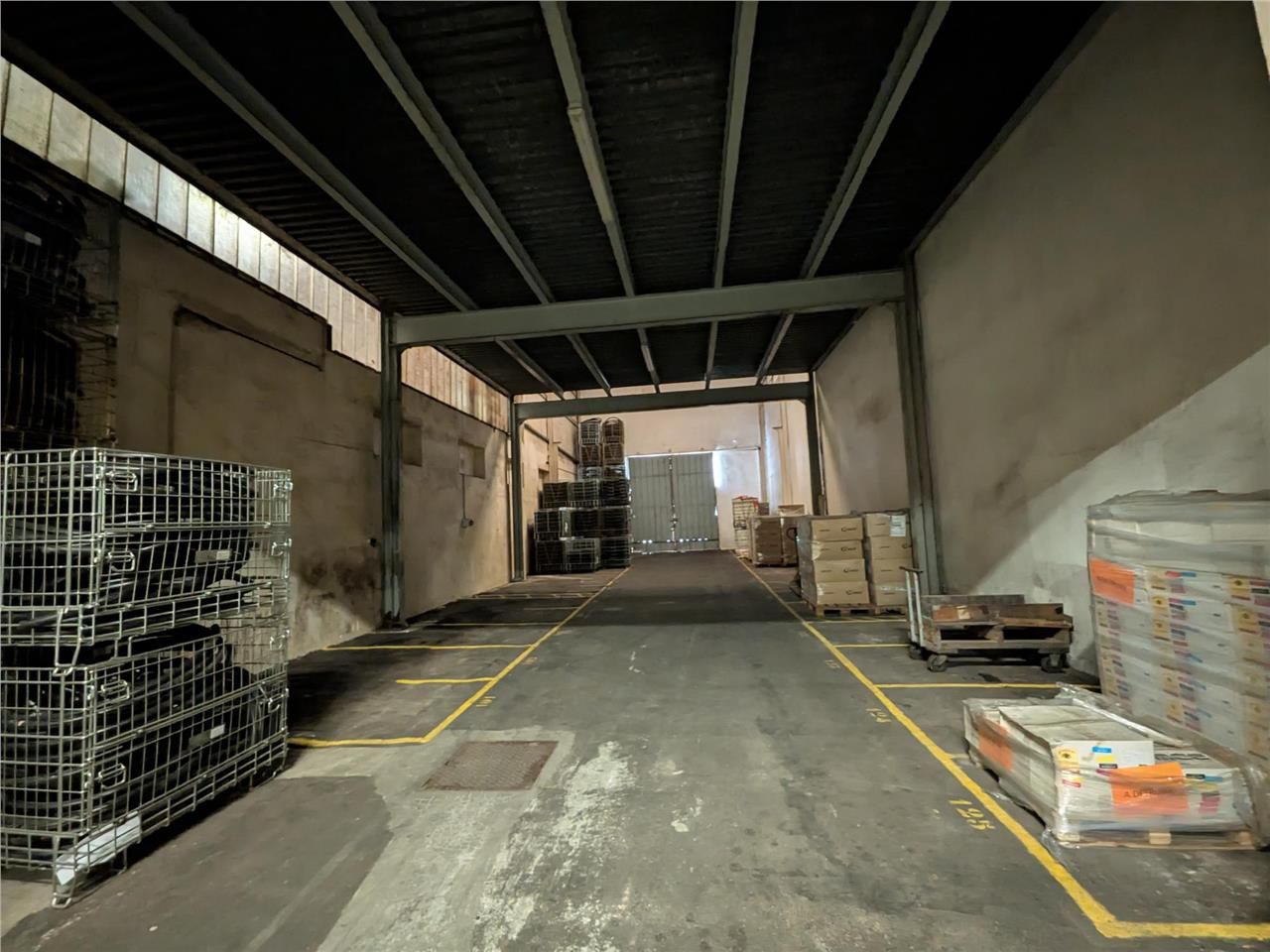 600 m² dispo à Montagne