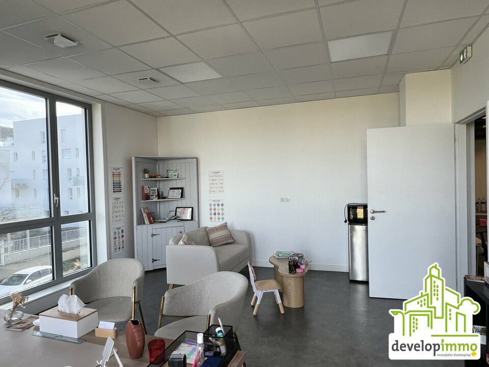 LOCAL PROFESSIONNEL prêt à travailler