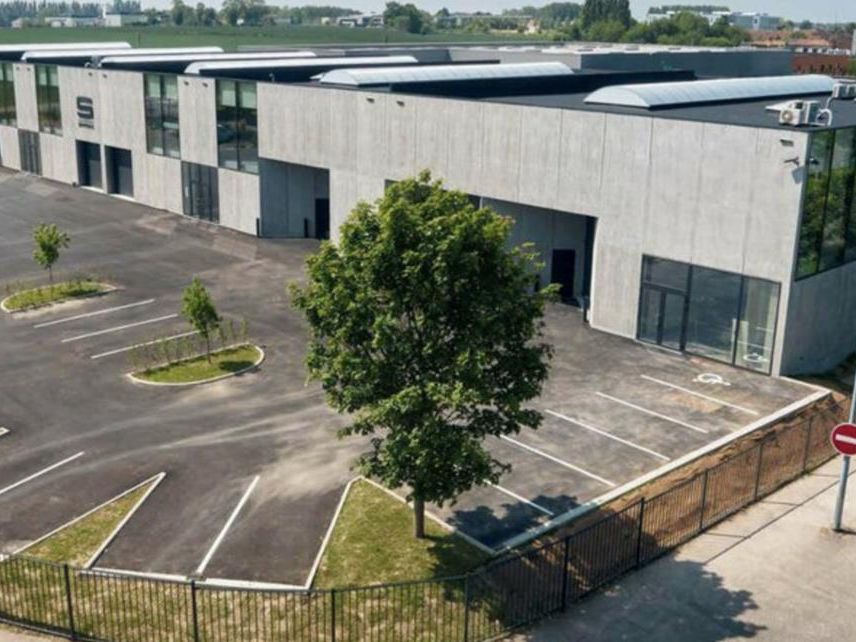 location - entrepôt - loos