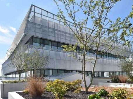 Location bureaux 11 m² non divisibles