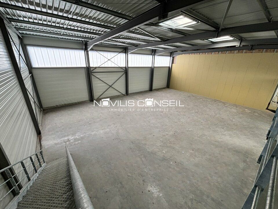 Location activité/entrepôt - 333 m²