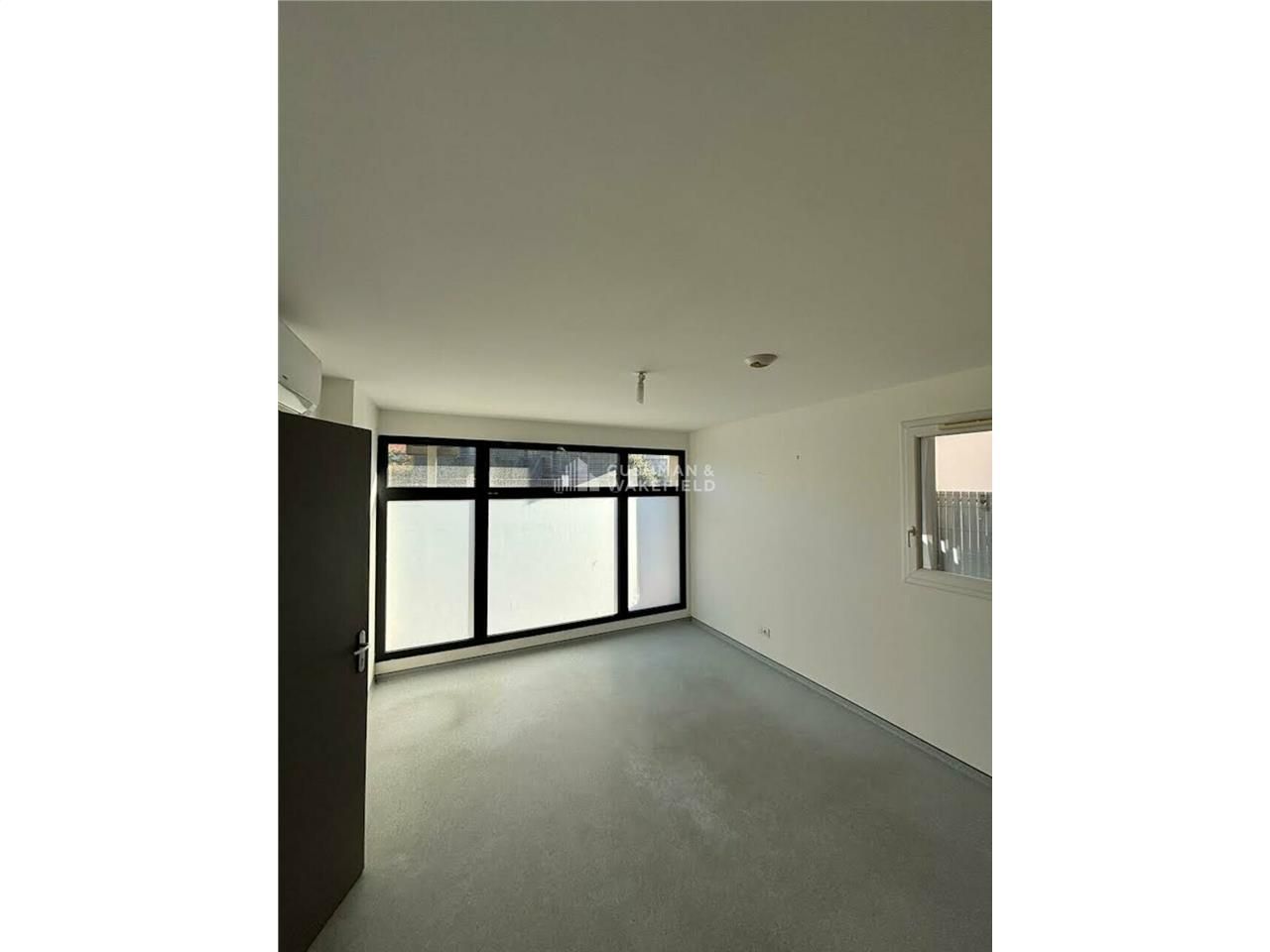 Location local commercial 25 m² non divisibles