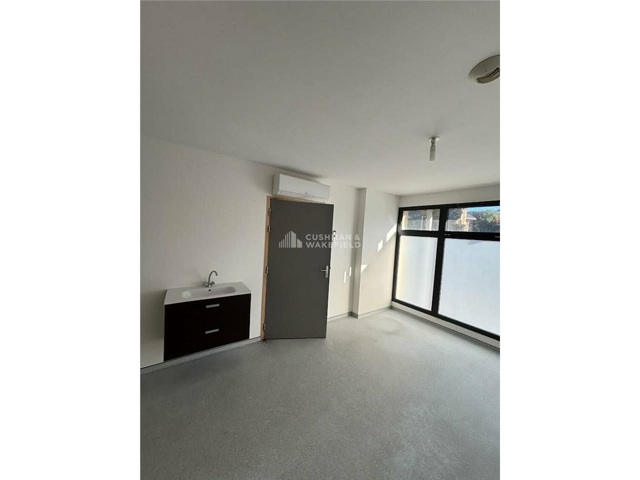 Local commercial à louer – Lacanau Océan