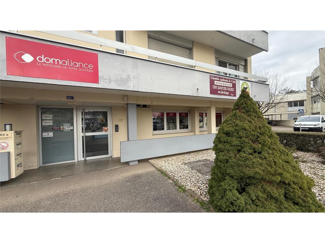 Vente bureaux 110 m² non divisibles