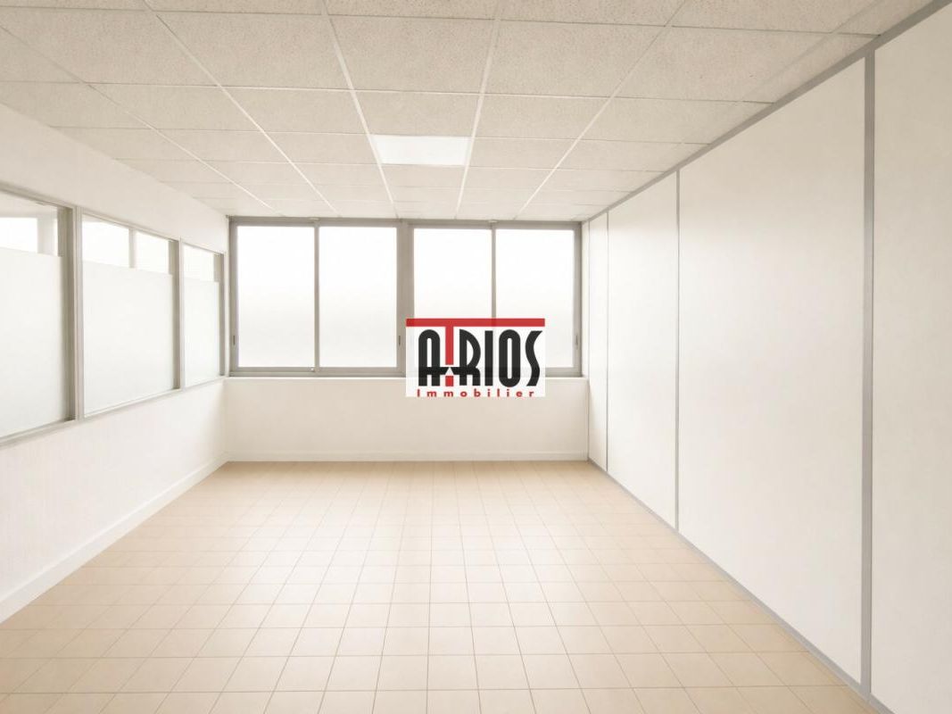 Location local commercial 200 m² non divisibles