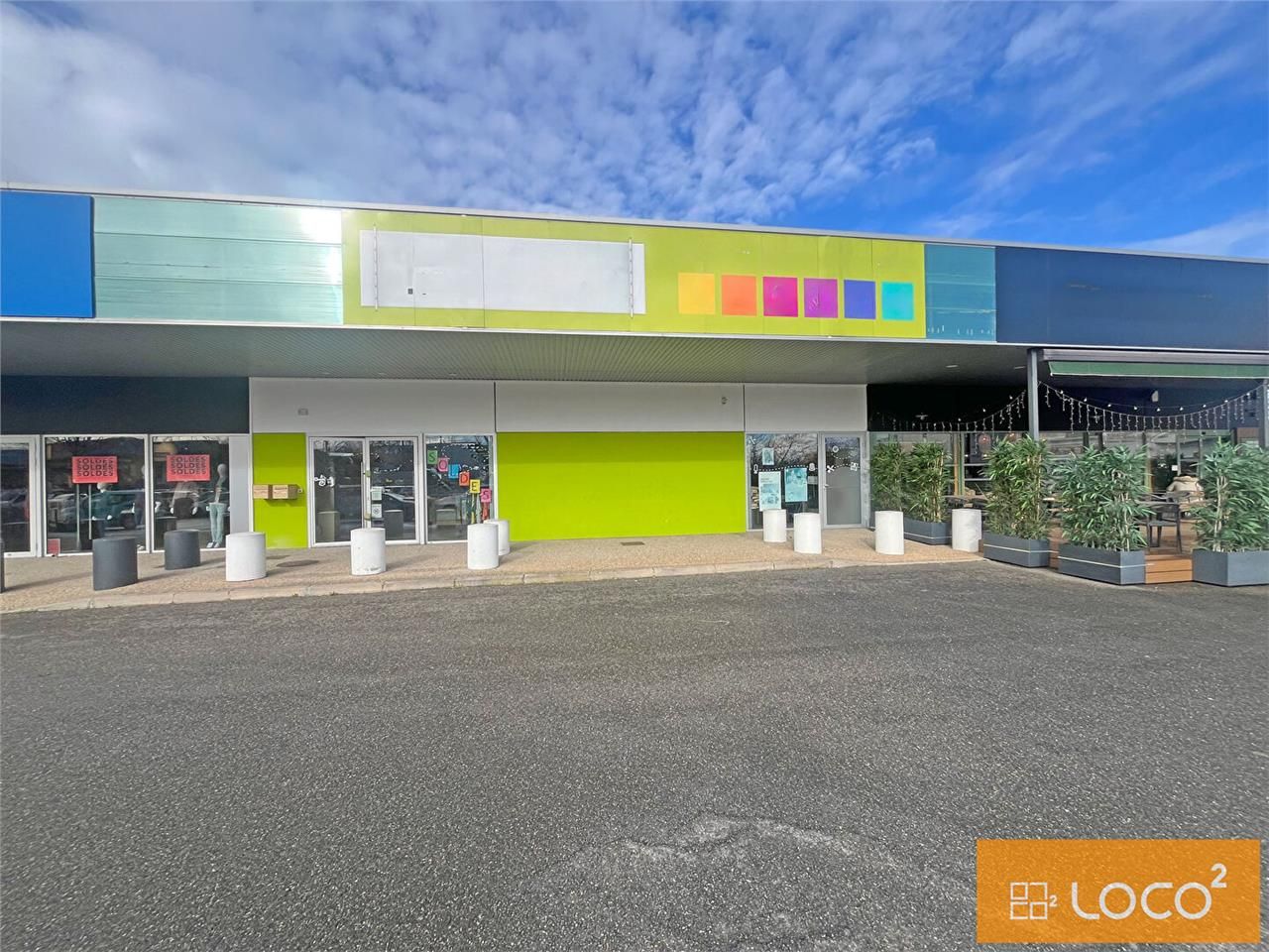 Location local commercial 408.00 m² à MONTAUBAN