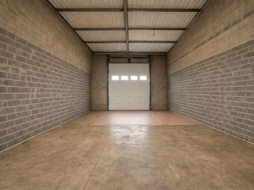 Location local d''activites 188 m² non divisibles