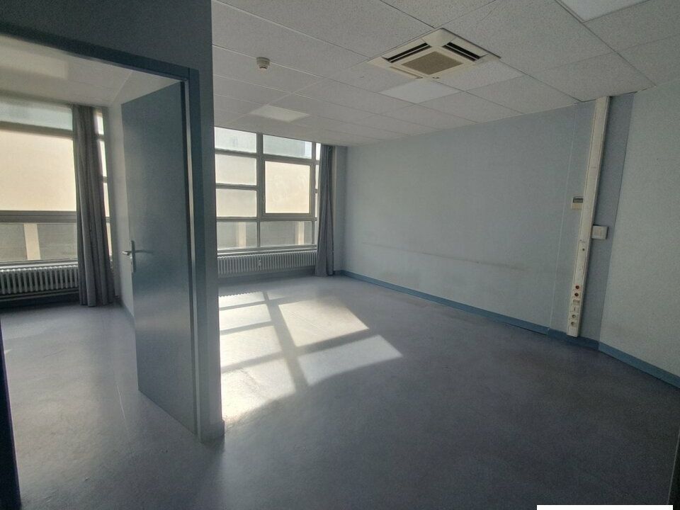 Vente bureaux 404 m² divisibles à partir de 146 m²