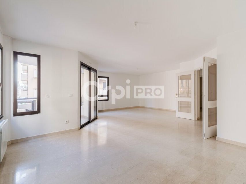 Vente bureaux 130 m² non divisibles