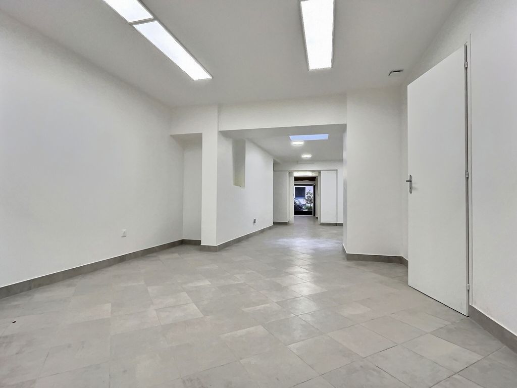 Vente bureaux 80 m² non divisibles