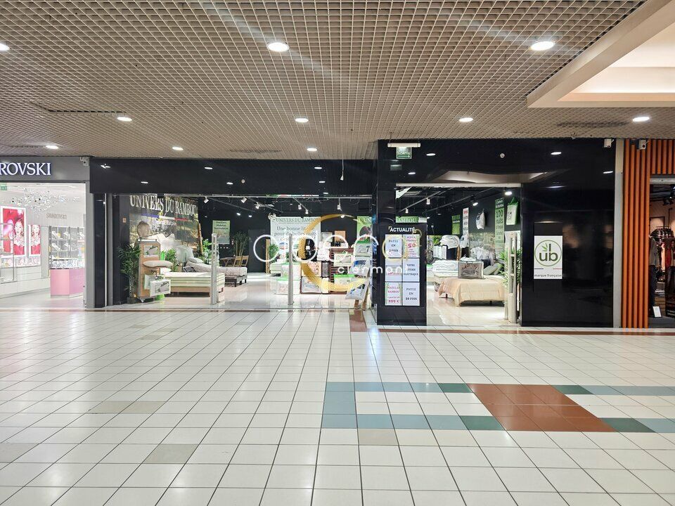 A LOUER LOCAL COMMERCIAL DANS GALERIE MARCHANDE AUBIERE (63170)