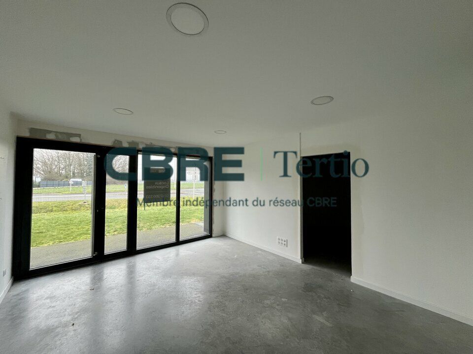 Local commercial/bureaux à 10 min de Tours!