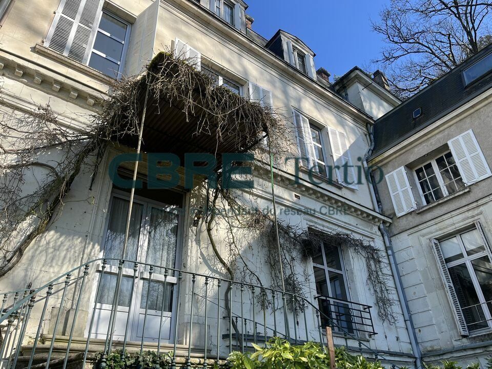 Vente local 757 m² non divisibles