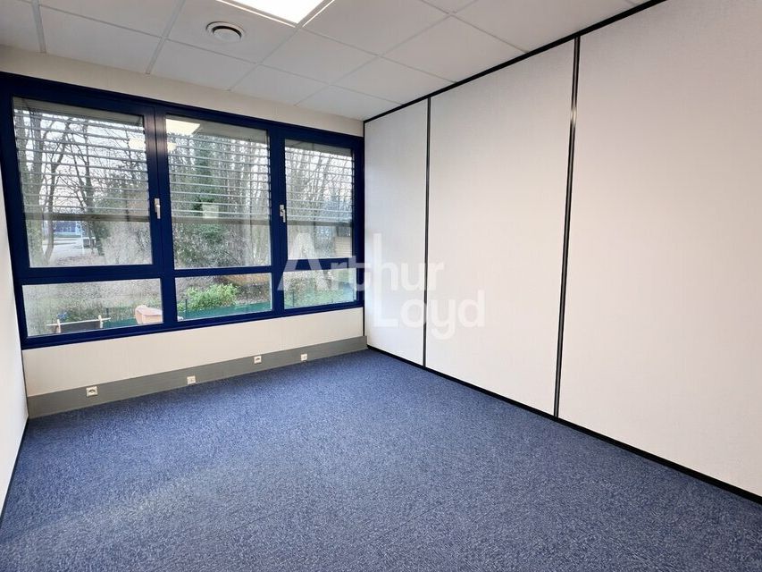 Location bureaux 10.39 m² non divisibles