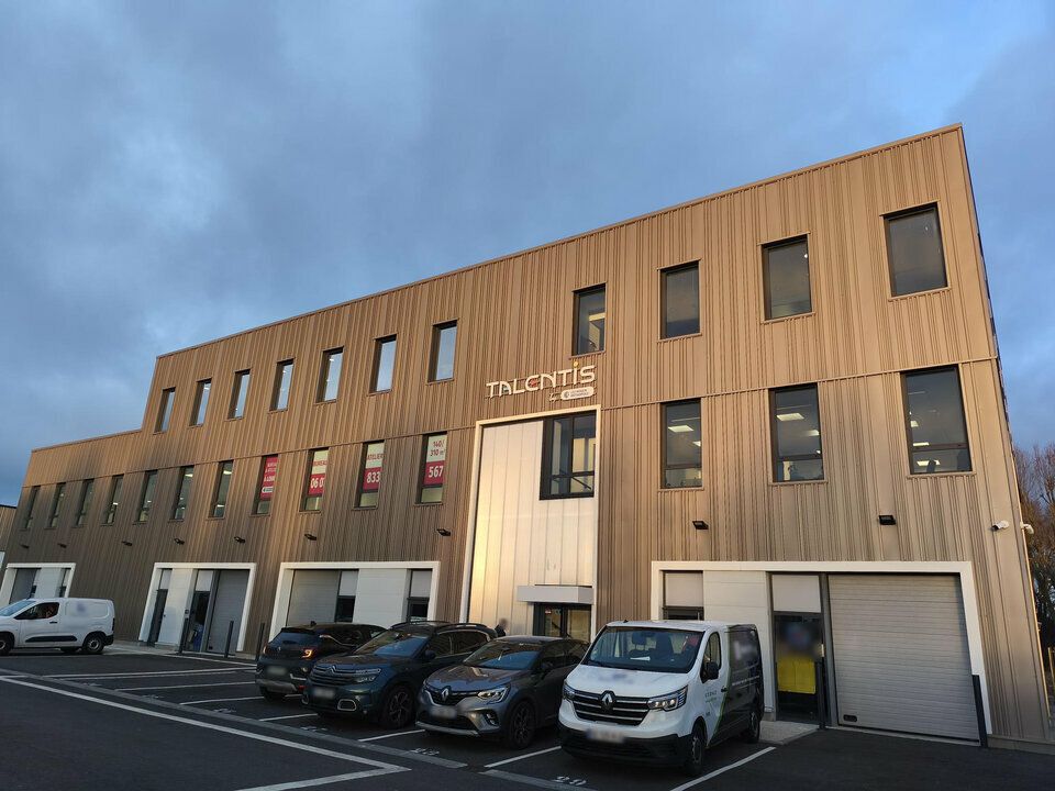Location bureaux 463 m² divisibles à partir de 149 m²
