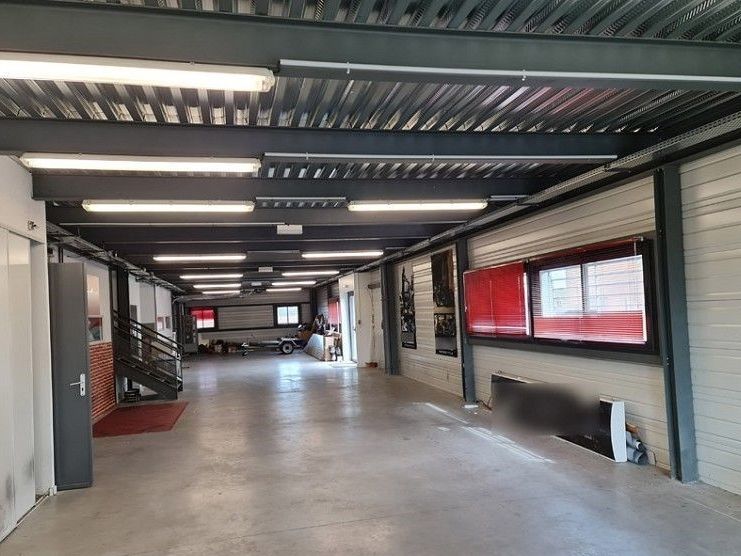 Location local 1050 m² à GRENADE SUR GARONNE