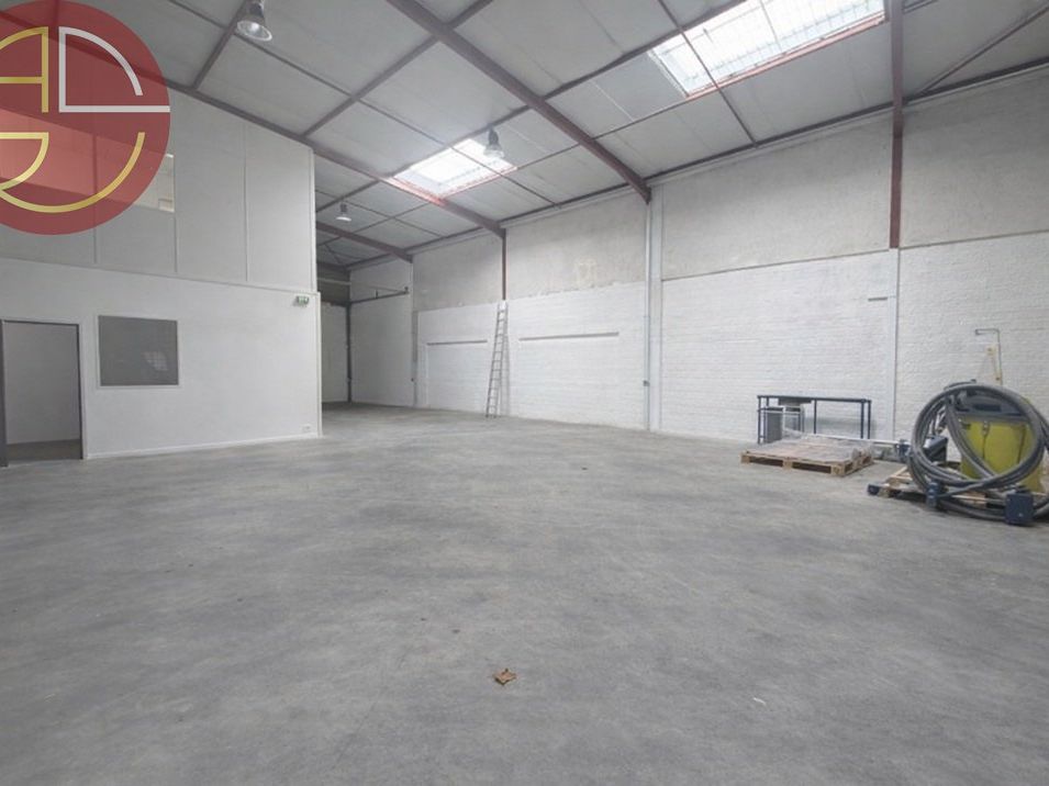 Location local 360 m² à TOULOUSE