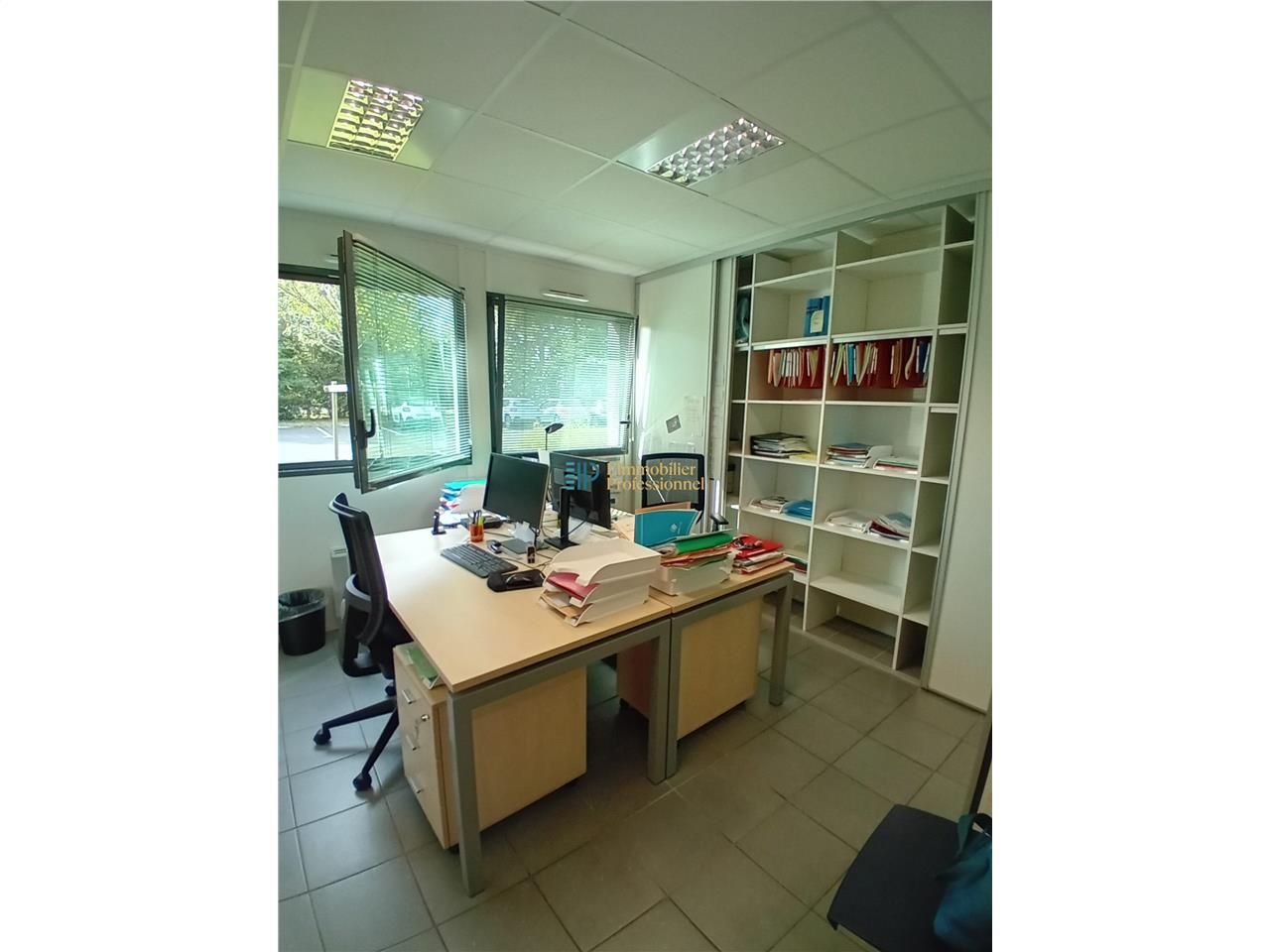 Location bureaux 111 m² à Quimper