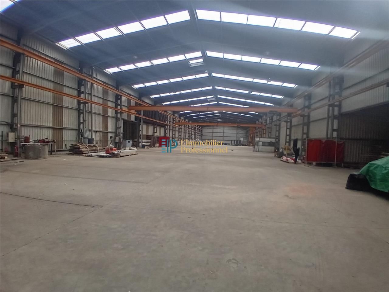 Vente local 6200 m² à La Forêt-Fouesnant