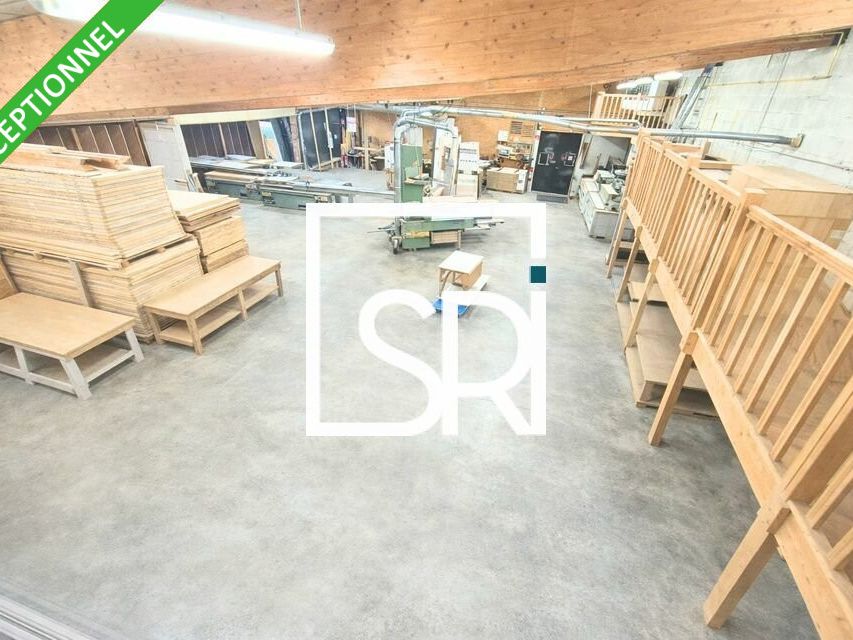 Location entrepot 576 m² non divisibles