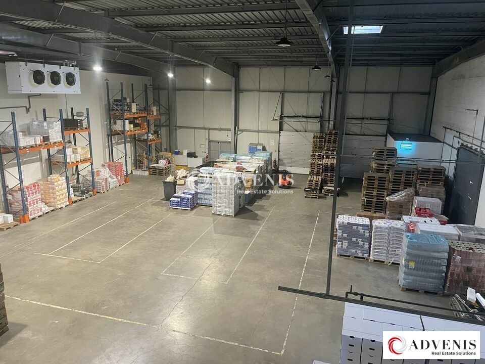 Location local d''activites 458 m² non divisibles