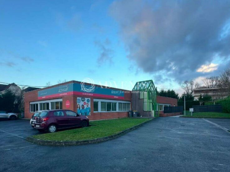 Vente bureaux 240 m² non divisibles