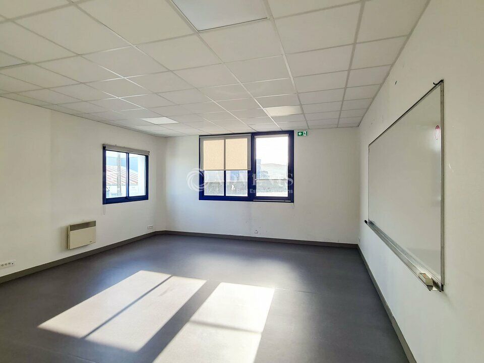 Vente bureaux 480 m² non divisibles
