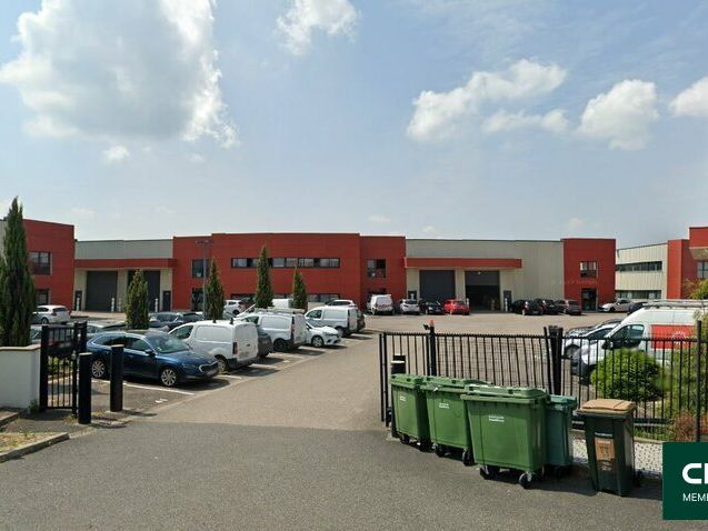 Location local d''activites 346 m² non divisibles