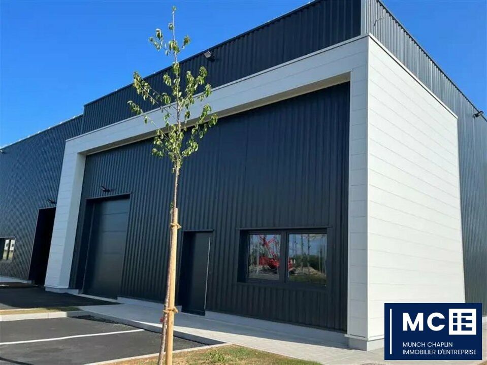 Location local d''activites 180 m² non divisibles