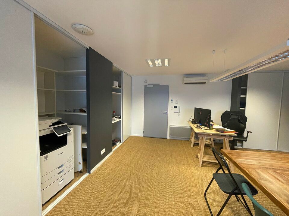 A LOUER - BUREAUX AMENAGES DE 75m2 - LORIENT