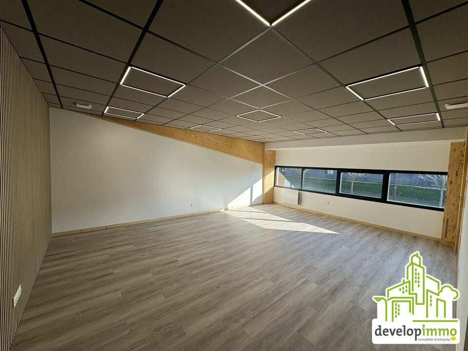 Location bureaux 43 m² non divisibles