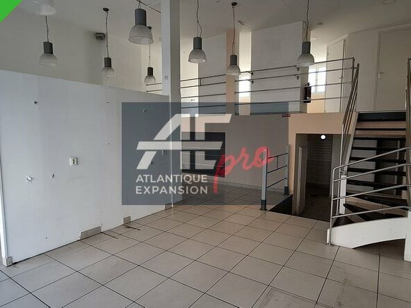 Vente local commercial 116 m² non divisibles