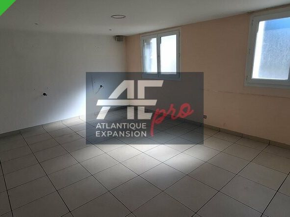 Local commercial à vendre, 116m² par Atlantique Expansion Pro