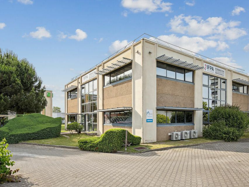 Vente bureaux 750 m² non divisibles