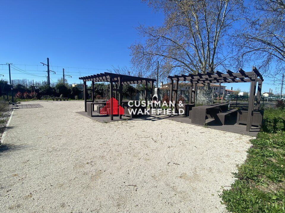 Location activité/entrepôt - 4158 m²