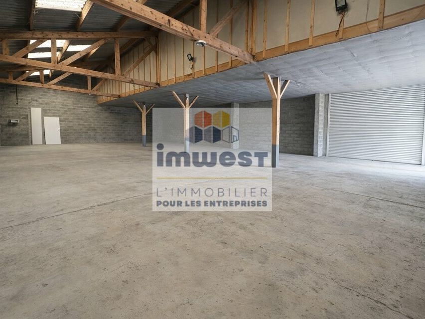 Local d'activités de 356 m² (3000m² de foncier) à louer – Z.A. La Morandais, Tinténiac (35)