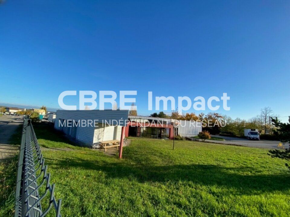 Location local d''activites 1148 m² non divisibles