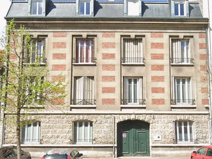 Location bureaux 77 m² à Reims