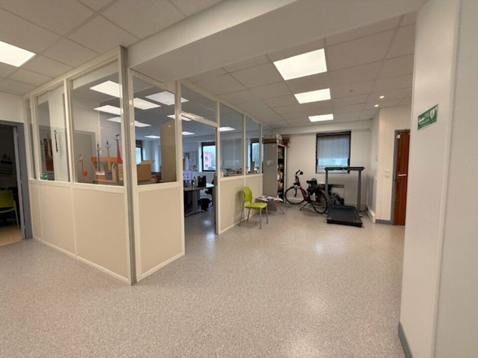 Location bureaux 140 m² non divisibles