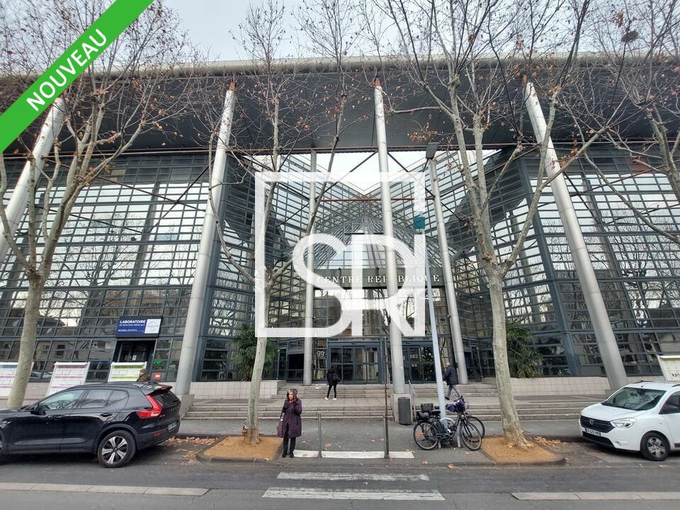 Location bureaux 148.92 m² non divisibles