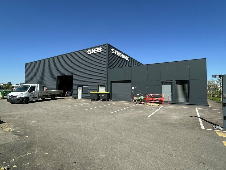 Location activité/entrepôt - 431 m²