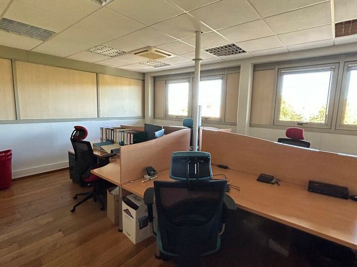 Location bureau - 1249 m²
