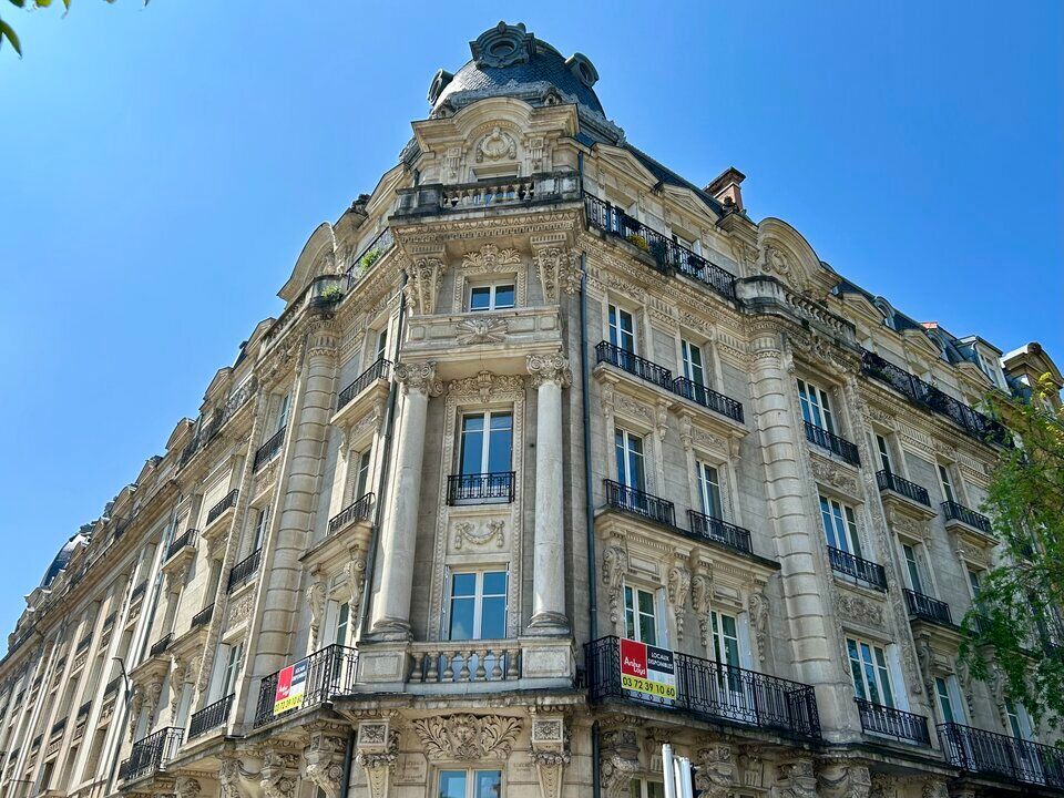 Location bureaux 207 m² non divisibles