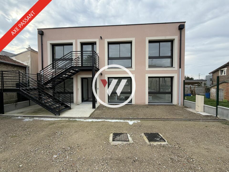 Location local 200 m² divisibles à partir de 11 m²