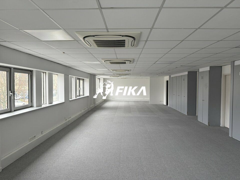 Location bureaux 938 m² divisibles à partir de 107.28 m²