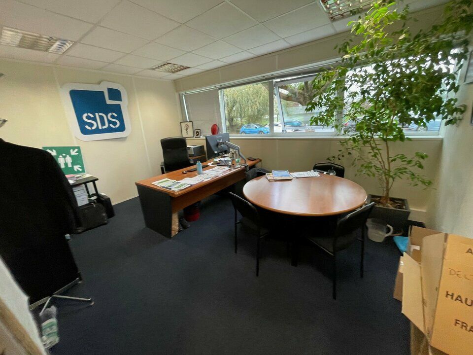 AU SEIN D'UN PARC LOGISTIQUE SECURISE - BATIMENT ICPE DE 6 223 M² A LOUER 